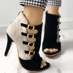 Mollyshoe Hollow Out Buckled High Heels