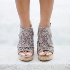 Heels Mollyshoe Candace Taupe Wedges