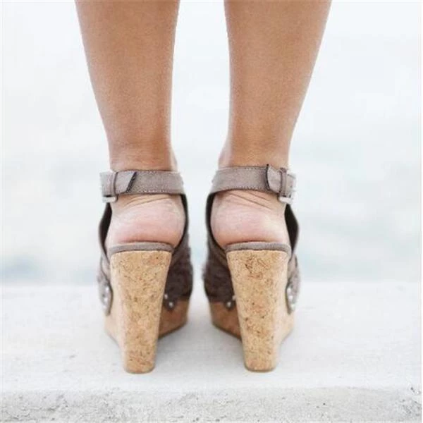 Heels Mollyshoe Candace Taupe Wedges 8 Heels Mollyshoe Candace Taupe Wedges