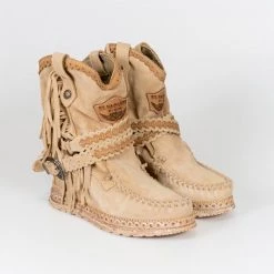 Mollyshoe Vintage Tassel Stone-Washed Boots