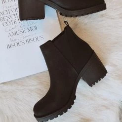 Mollyshoe Patent Leather Slip-On Ankle Boots