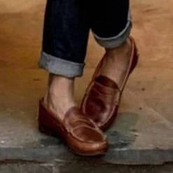 Mollyshoe Women Vintage Slip On Loafers Low Heel Pu Leather Loafers Flats