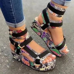 Mollyshoe Pattern Graffiti Trend Fashion Sandals