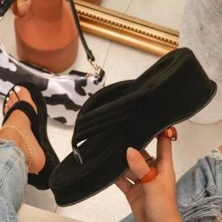 Mollyshoe Soft Faux Suede Platform Sandals