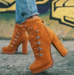 Boots Mollyshoe Chunky Stacked Heel Booties