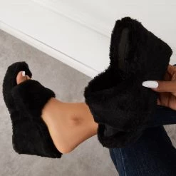 Mollyshoe Faux Fur Wedge Slippers Furry Platform High Heel Slide Shoes