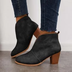Mollyshoe Retro Western V Cut Ankle Boots