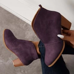 Mollyshoe Retro Western V Cut Ankle Boots