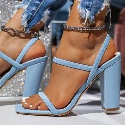 Mollyshoe Elastic Straps Squared Toe Chunky Heels