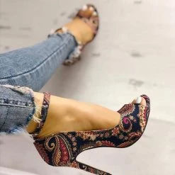 Mollyshoe Ethnic Print Peep Toe Ankle Strap Thin Heeled Sandals 20 Mollyshoe Ethnic Print Peep Toe Ankle Strap Thin Heeled Sandals