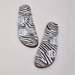 Mollyshoe Clear Straps Silver Buckles Cheetah Slippers Weekly Best Seller