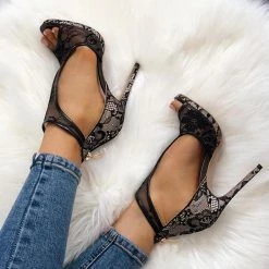 Mollyshoe Open Toe Cutout Lace Thin Heel Sandals 10 Mollyshoe Open Toe Cutout Lace Thin Heel Sandals