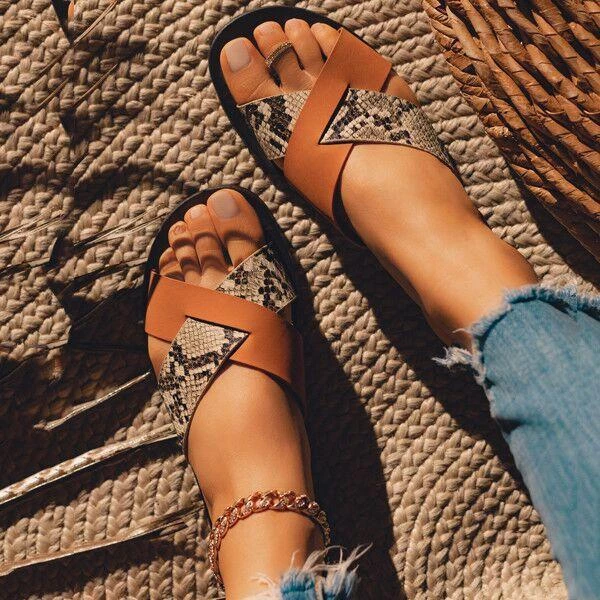 Mollyshoe Casual Overlapping Slippers 4 Mollyshoe Casual Overlapping Slippers