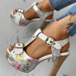 Mollyshoe Flower Print Peep Toe Platform Chunky Heels 29 Mollyshoe Flower Print Peep Toe Platform Chunky Heels