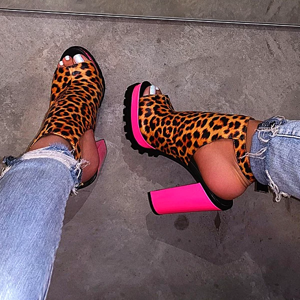 Mollyshoe PU Leather Chunky Heels 4 Mollyshoe PU Leather Chunky Heels