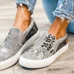 Mollyshoe Pieced Raw Edge Animal Print Canvas Slip-On Flats Sneakers