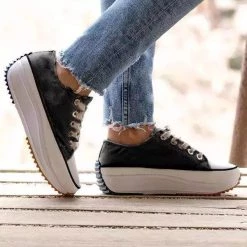 Mollyshoe Daily Lace Up Non-Slip Platform Sneakers