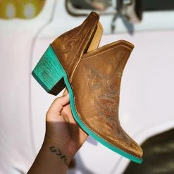 Mollyshoe Embroidered Dream Boots 7 Mollyshoe Embroidered Dream Boots