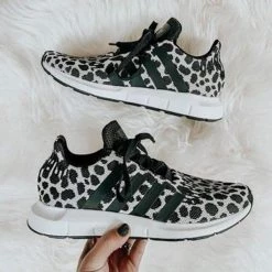 Mollyshoe Women Breathable Non-Slip Sneakers 13 Mollyshoe Women Breathable Non-Slip Sneakers